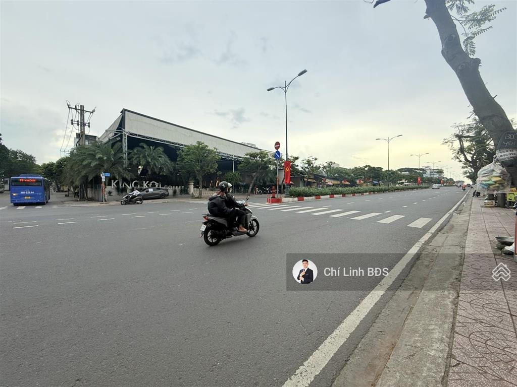 Chỉ 51tr/m! lô đất diện tích lớn mặt tiền ngay lê văn việt  gần vinhometrường đh1450m2