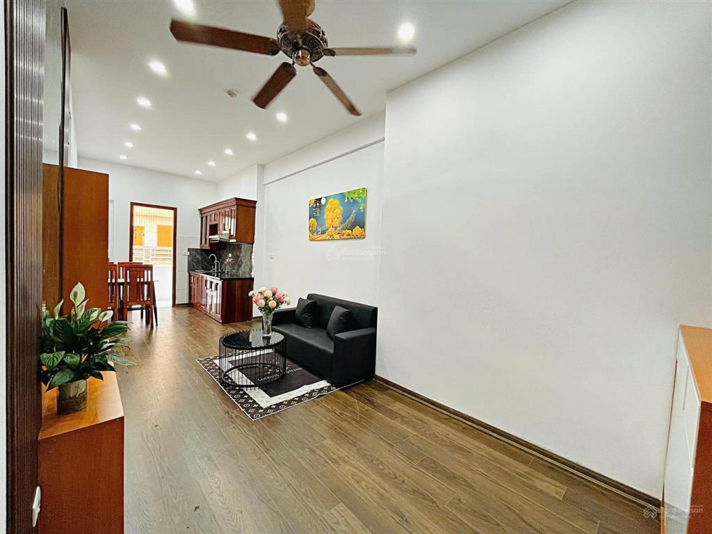 Bán căn góc thoáng mát 60m2, 2n  2vs, giá 3,7x tỷ tại kđt đại thanh, sổ đỏ, nội thất đầy đủ