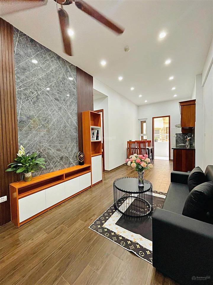 Bán căn góc thoáng mát 60m2, 2n  2vs, giá 3,7x tỷ tại kđt đại thanh, sổ đỏ, nội thất đầy đủ