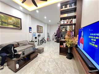 Bán nhanh nhà liễu giai, 1p ra phố, ô tô cách 10m, ba gác chạy, full nt mới, kinh doanh, sổ cc, 45m