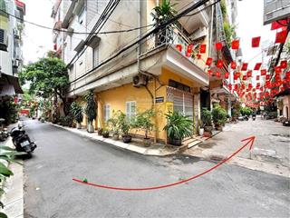 Chưa tới 11 tỷ có nhà phân lô ô tô tránh phố nghĩa tân, cầu giấy, 30m 4 tầng