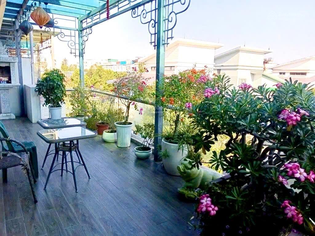 Bán biệt thự đặng xá gia lâm,khu compoud 264m mặt tiền 12m chuẩn đẳng cấp.giá chưa đến 200tr/m