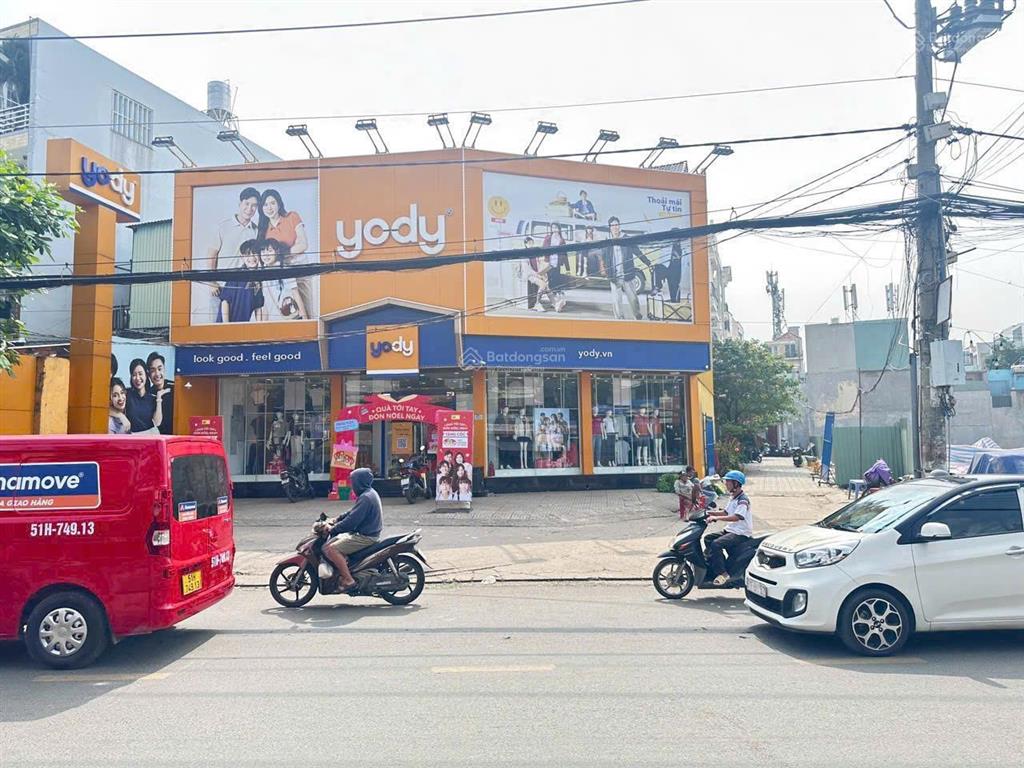 Bán nhà mặt tiền ngay lê văn thọ, 8.5*21m