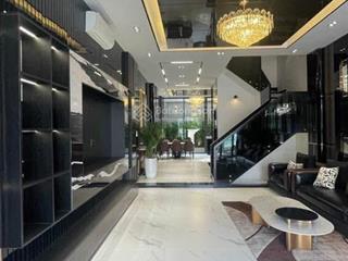 Chỉ 8,3 tỷ có ngay nhà đẹp bắc từ liêm 42m2x6 tầng