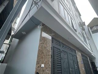 Siêu phẩm lô góc liên mạc nhỉnh.  gần các trường đh tài chính, y tế công cộng, mỏ địa chất.