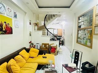 Bán nhà riêng 36m2, 6pn, 4wc, hoàng quốc việt, cầu giấy  giá tốt nhất thị trường