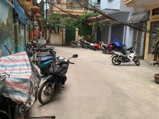 Bán nhà đống đa  lô góc  50m thẳng tắp ra mặt phố  dt 23m  giá nhỉnh 5 tỷ.