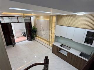 Chính chủ gửi bán nhà phan đình giót hà đông,dân xây,30m, 5 tầng giá chỉ 6,98 tỷ