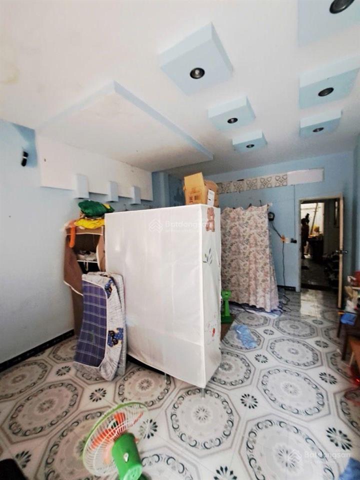 Bán nhà 56m2, gần aeon mall tân phú ngang 4,4m dài 13,5m, 2 tầng 3pn, hẻm xe hơi  giá 5,1 tỷ tl