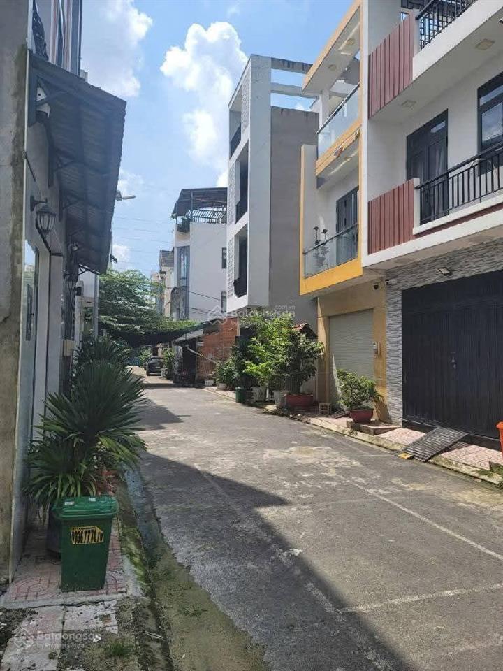 Bán nhà 56m2, gần aeon mall tân phú ngang 4,4m dài 13,5m, 2 tầng 3pn, hẻm xe hơi  giá 5,1 tỷ tl