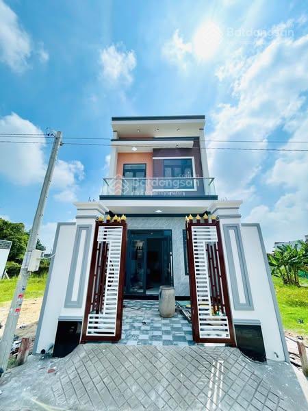 Căn nhà mới xây giá ngộp 2ty9 80m2 tân thông hội, củ chi