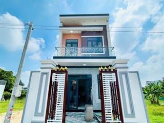 Căn nhà mới xây giá ngộp 2ty9 80m2 tân thông hội, củ chi