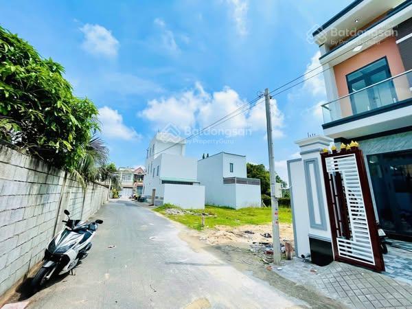 Căn nhà mới xây giá ngộp 2ty9 80m2 tân thông hội, củ chi