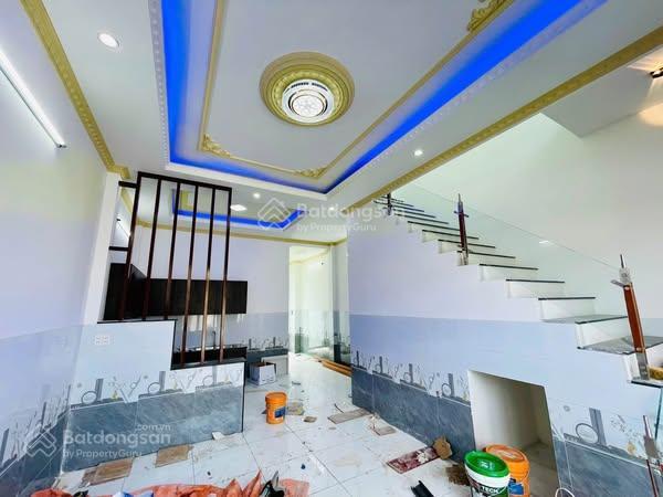 Căn nhà mới xây giá ngộp 2ty9 80m2 tân thông hội, củ chi