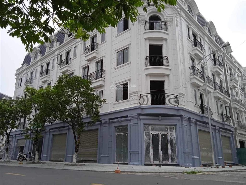 Bán gấp nhà tại đồng hới  phường đồng hải