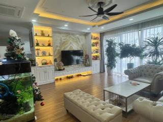 Hiếm! cần bán 3 ngủ iris garden, 135m2. nội thất full, giá 10 tỷ