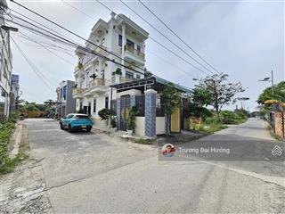 Bán nhà góc 2 mặt tiền  1 trệt 2 lầu cách đường bùi hữu nghĩa 100m  p.tân hạnh, biên hòa