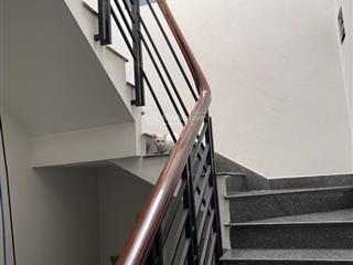 Tân bình sát vách q10 hẻm trước nhà 4m thông sát mặt tiền  65m2  nhà 3 tầng 9 tỷ  tl