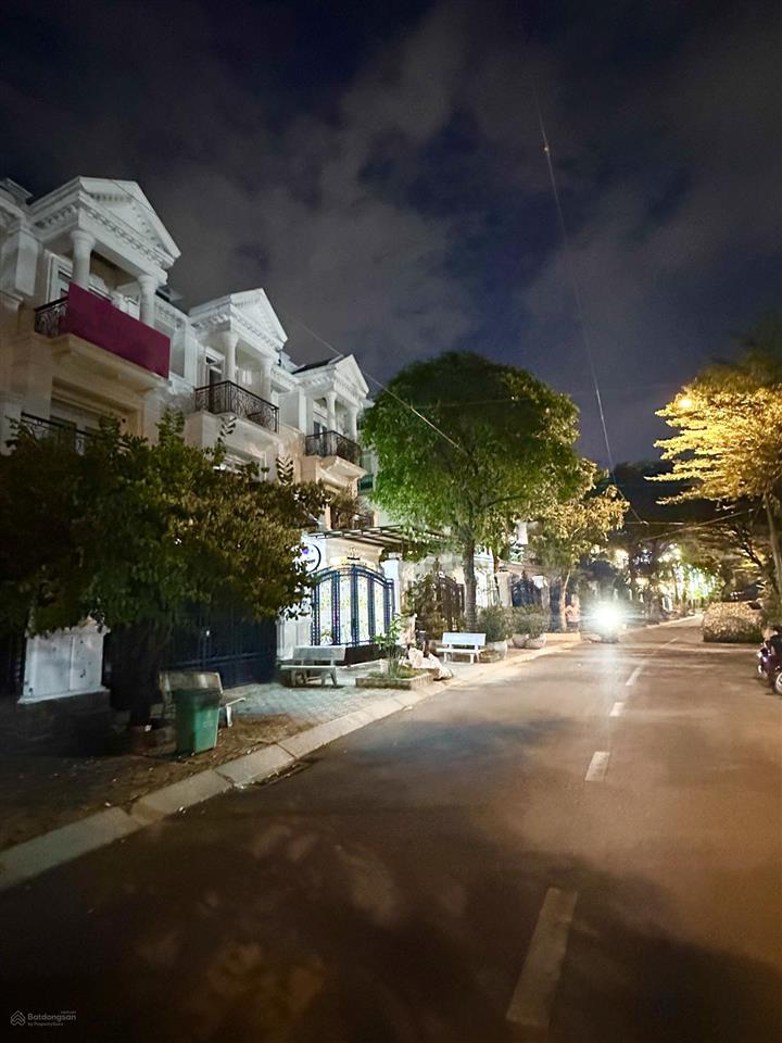 Nhà đẹp khu cityland garden 7 phòng 4 tầng sau emart phan văn trị phường 5 gò vấp 100m2 23,5 tỷ