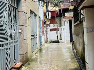 Bán nhà trần cung  56m2  4tầng  4m mt  ngõ thông 3 gác tránh nhau  50m ra phố
