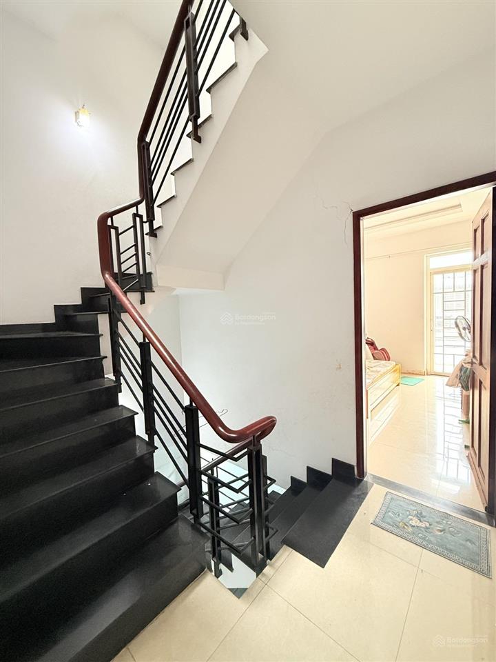 Bán nhà hẻm xe tải  tây thạnh  4x16  1 trệt 3 lầu  cách aeon mall 5phút  giá chỉ 7,3 tỷ.