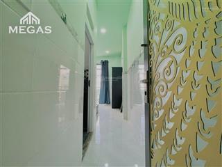 Studio ban công lớn có thang máy trung tâm quận 3