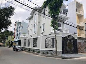 Bán nhà 2 mt khu đồng bộ lê đức thọ p.16 gv  80m2  1 trệt 2 lầu st. giá 9,9 tỷ