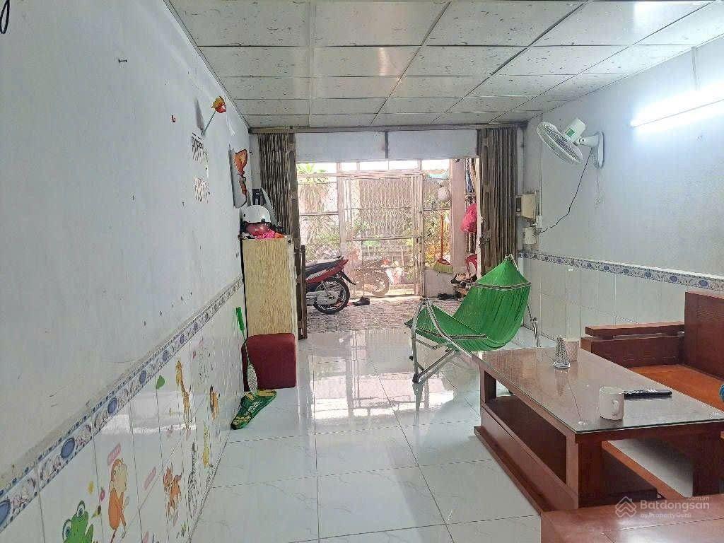 Nhà sổ hồng riêng giá hiếm ngay ngã tư an sương 78m2  giá quá rẻ  2,9 ty tl