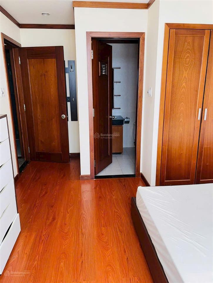 Bán chung cư nằm tại vị trí đắt địa trung tâm quận 7 với mức giá cực tốt