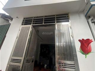 Nhà ngọc hồi  thanh trì vị trí đẹp cách ql 1a 100 m ngõ thông