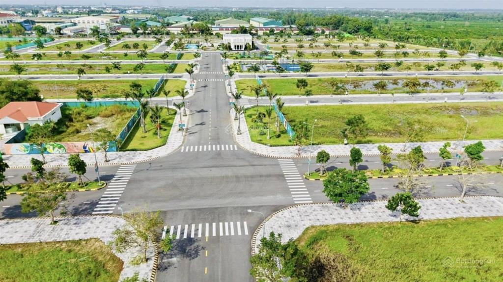 Bán đất nền sổ hồng riêng, dt 6x15, the solia, trung tâm bến lức, long an,  0775 687 ***