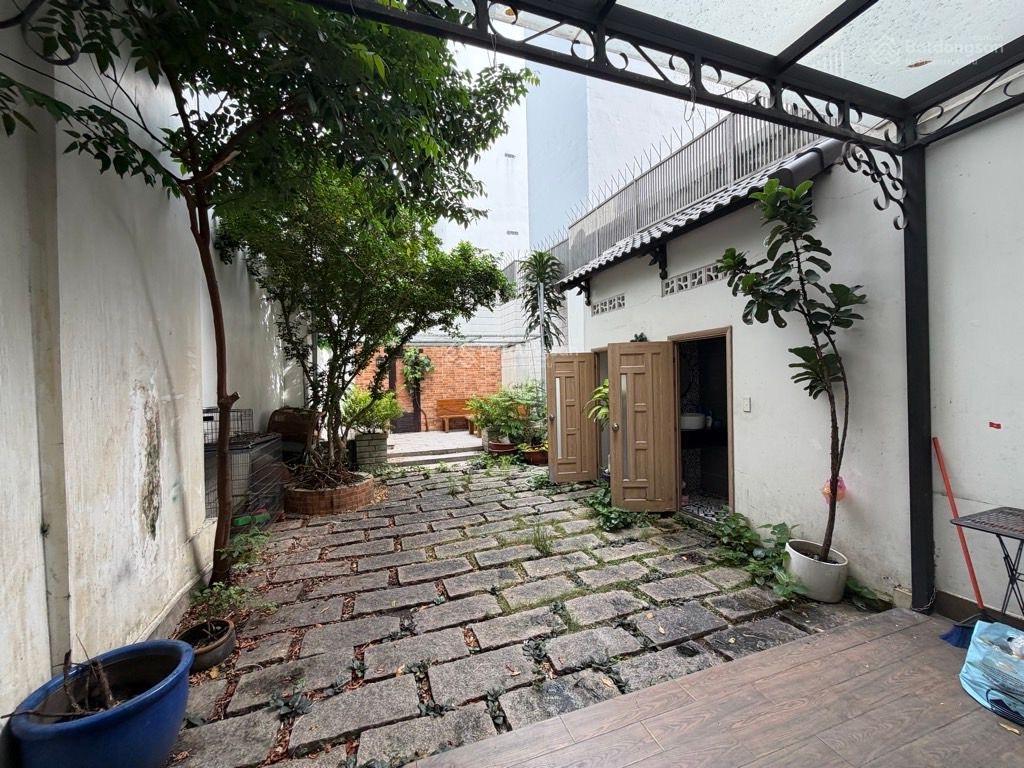 Nhà hiếm 105m2, gần chợ gò vấp, hẻm 6m, chỉ 7.8 tỷ