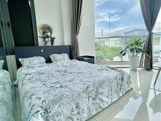 Phòng ban công full nội thất ngay trung tâm bình thạnh giáp quận 3