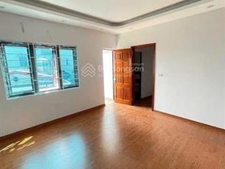 Bán nr tại hậu ái, 5,5 tỷ, 41m2, 5 tầng giá cực chất bao đẹp