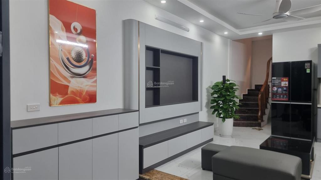 Nhà đẹp mặt ngõ nguyễn lương bằng thông trần hữu tước 5tầng mới 34m2  nhỉnh 10tỷ  quy hoạch sạch