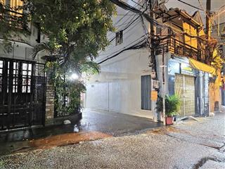 Bán nhà 2 tầng  dt 50m2  bề ngang khủng  bùi đình túy  bình thạnh