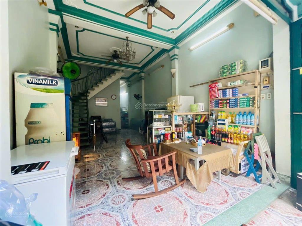 Bán nhà vị trí đắc địa hoàng văn thụ, 10,4 tỷ,, hàng hiếm