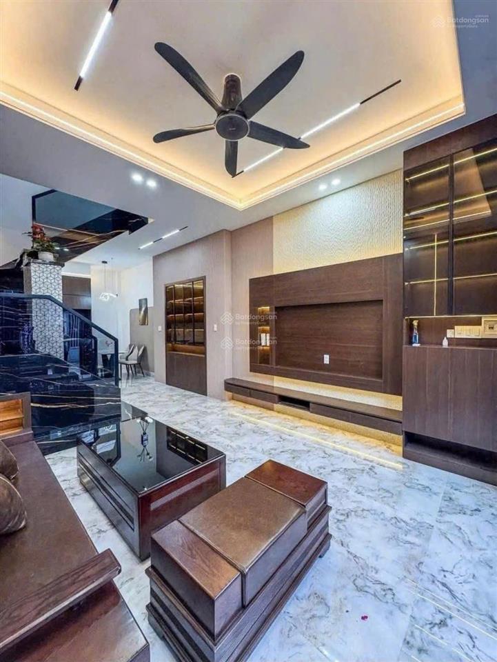 Nhà 1 trệt 1 lầu giá 1 tỷ 950 gò vấp  2pn, 3wc, sổ hồng riêng, dọn vào ở ngay