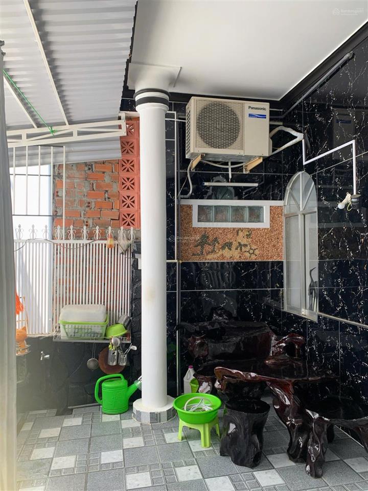 Bán nhà xây kiên cố 2 phòng ngủ trung tâm tp nha trang khánh hoà