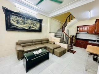 Nhà đẹp ở ngay, nội thất 5* tại mỗ lao, ngay ngã 4 trần phú thanh bình cầu trắng. nhỉnh 7 tỷ