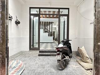 Nhà đẹp hoàng mai 40m 4 ngủ 8 tỷ hơn
