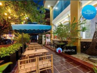 Khách sạn 11 tầng lô góc ngay trung tâm an thượng