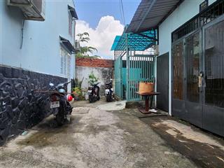Nhà nát tiện xây mới  tây thạnh  tân phú  ngay gần mặt tiền  97m2(4x25m)  khu phố ngân hàng ẩm