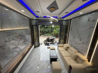 Kẹt tiền trả nợ ngân hàng cần bán gấp nhà để xoay tiền (nhà đang chờ thuê bán đồ nhưa 8tr/th)