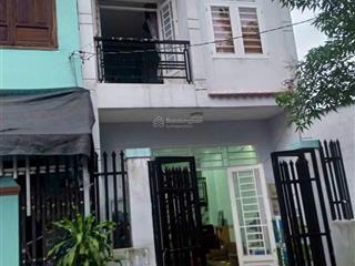 Chính chủ cần bán gấp nhà 80m2 (4x20m) vị trí đẹp bình chánh