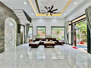 Bán nhà đẹp tại trung tâm nam từ liêm  gần phố, không gian rộng, pháp lý rõ ràng