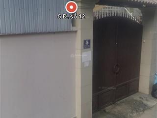 Nhà bán dạng biệt thự riêng biệt.