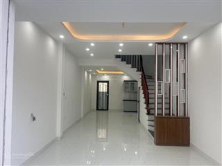 Bán nhà hot nhất khu vực yên nghĩa, đông la hoài đức  50m2  5.x tỷ cạnh đại học phenika
