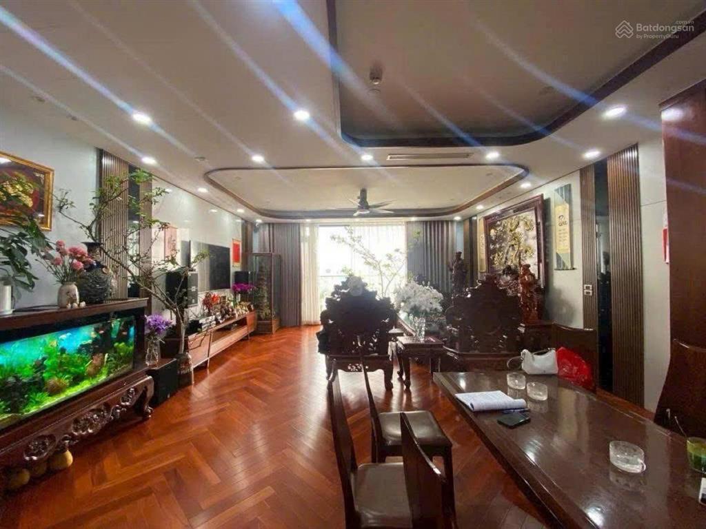 Bán nhà mặt phố hoàng ngân, thanh xuân, vỉa hè, ô tô tránh, dt 45m2 x mt 5m9, nhỉnh 13 tỷ