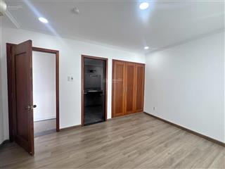 Bán căn hộ penthouse giai việt 856 tạ quang bửu, dt 227,5m2, 3pn, 4wc, giá 8.5 tỷ  0355 470 ***